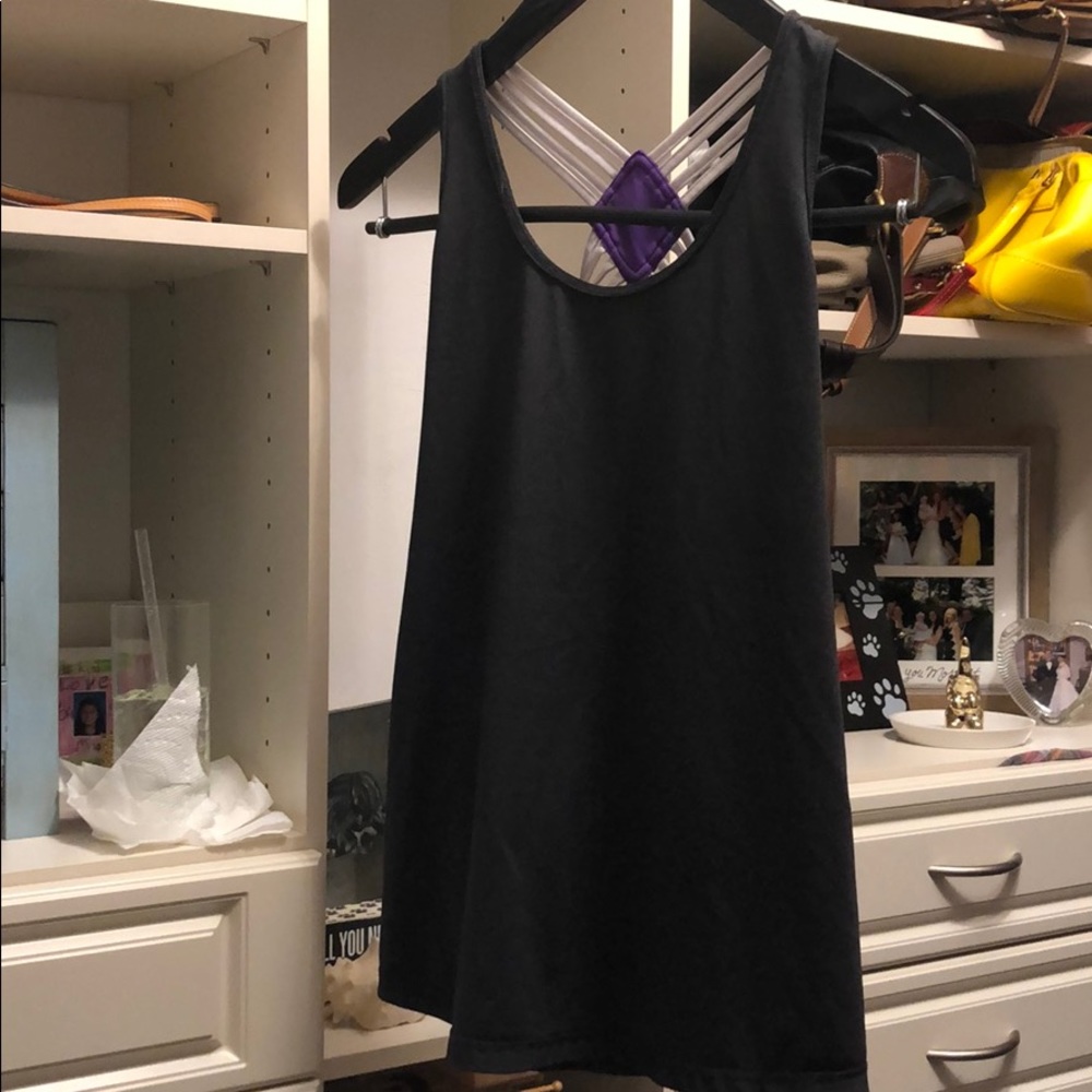 Gold tank top like new